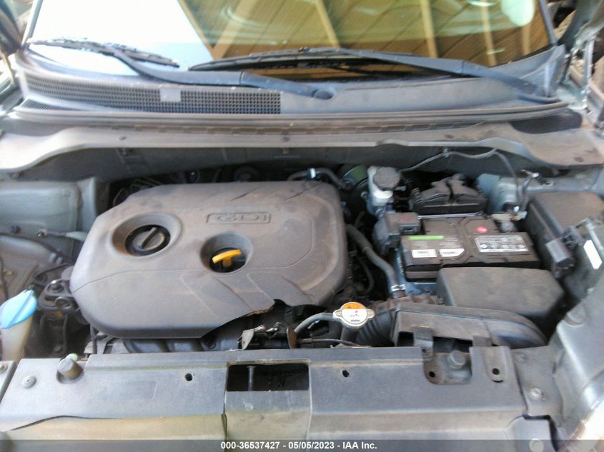 2016 KIA SOUL + - KNDJP3A52G7318845