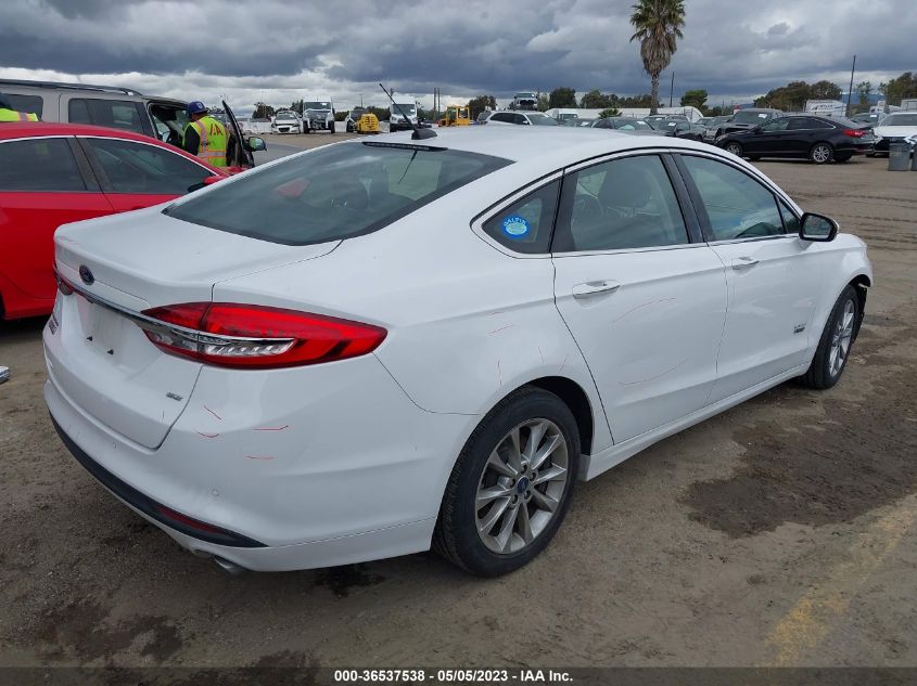 2018 FORD FUSION ENERGI SE - 3FA6P0PU0JR110293