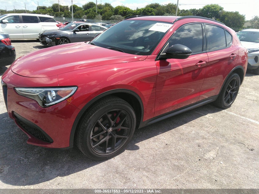 VIN ZASPAJAN6L7C85608 2020 ALFA ROMEO STELVIO