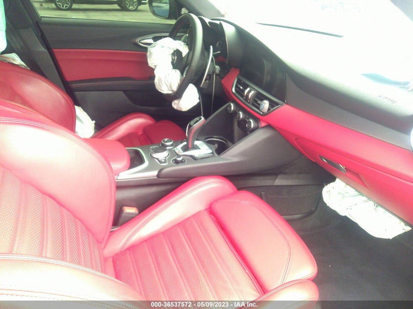 VIN ZARFAMBN8M7645005 2021 ALFA ROMEO GIULIA TI SPORT