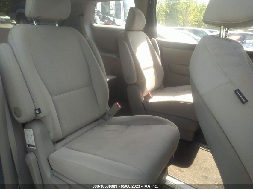 2017 KIA SEDONA L - KNDMA5C11H6291682
