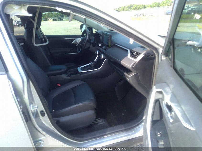 VIN 2T3C1RFV3KC014038 2019 TOYOTA RAV4 XLE PREMIUM