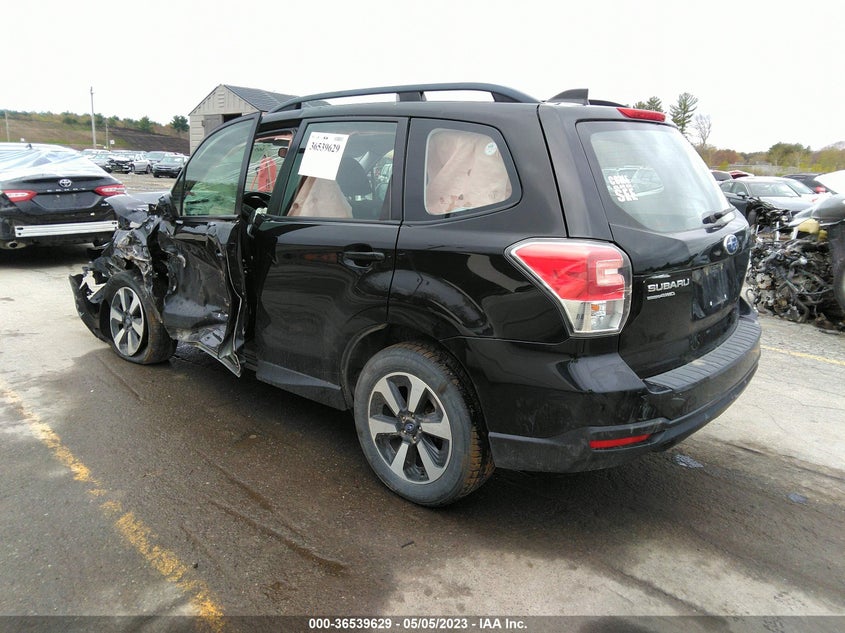VIN JF2SJABC1HH547957 2017 SUBARU FORESTER