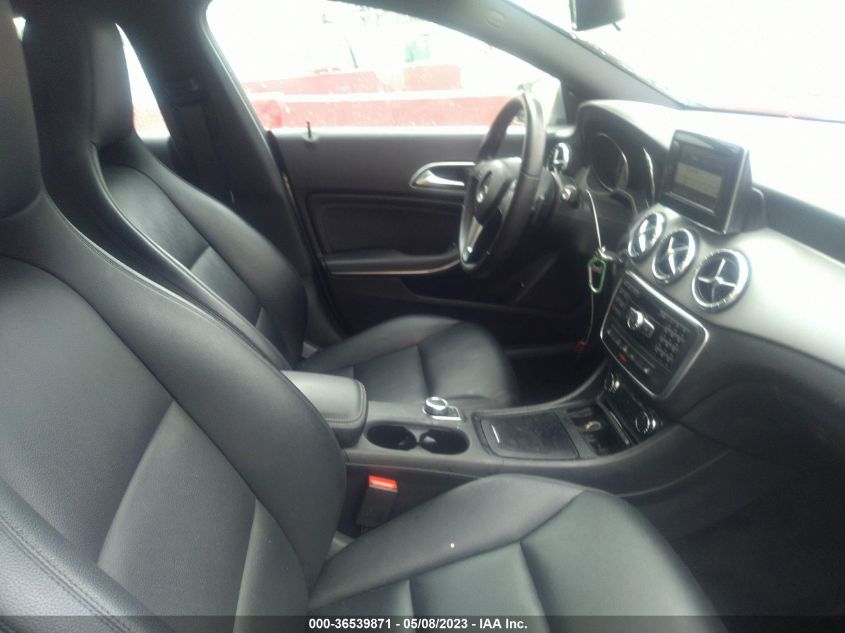 2014 MERCEDES-BENZ CLA-CLASS CLA 250 - WDDSJ4EB2EN040975