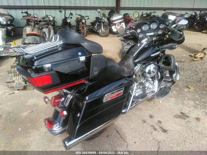 2011 HARLEY-DAVIDSON FLHTK 1HD1KEM12BB640120