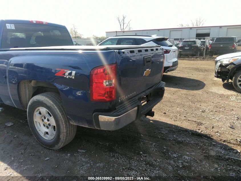 2013 CHEVROLET SILVERADO 1500 LT - 1GCRKSE74DZ373370