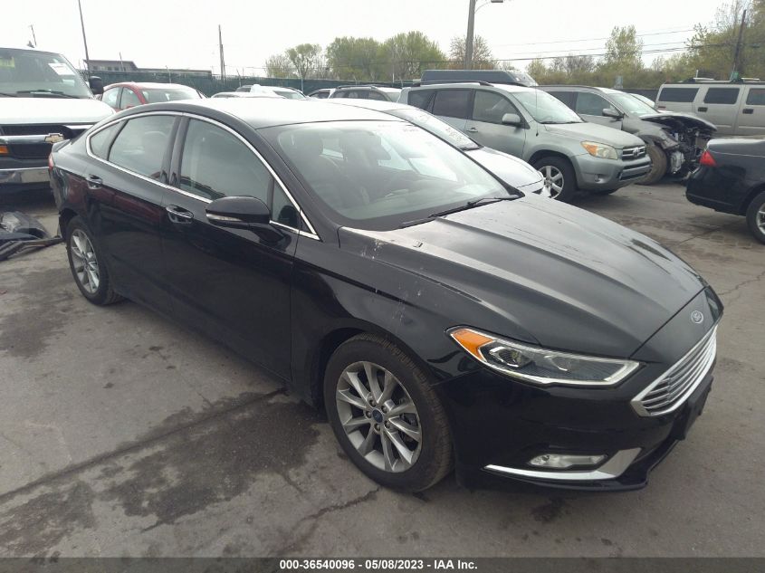 2017 FORD FUSION SE - 3FA6P0HD8HR404095