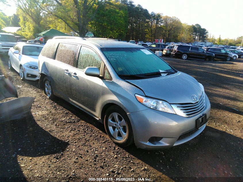 VIN 5TDKZ3DC3HS852470 2017 TOYOTA SIENNA LE