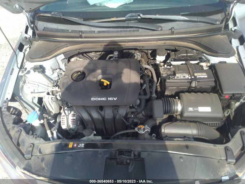 2017 HYUNDAI ELANTRA LIMITED - 5NPD84LF9HH011191