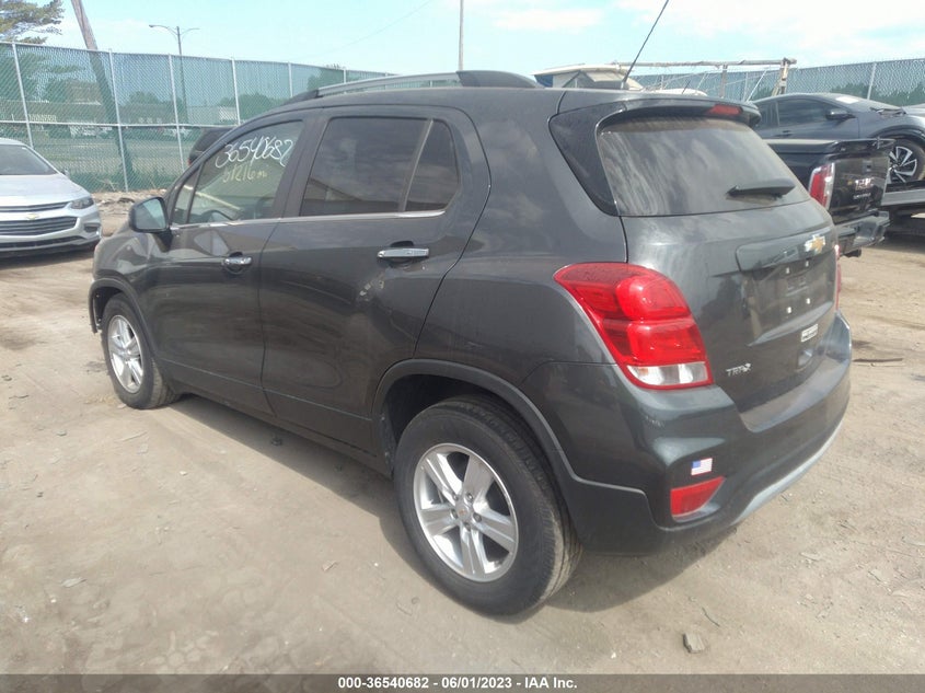 VIN KL7CJLSB2JB665687 2018 CHEVROLET TRAX LT