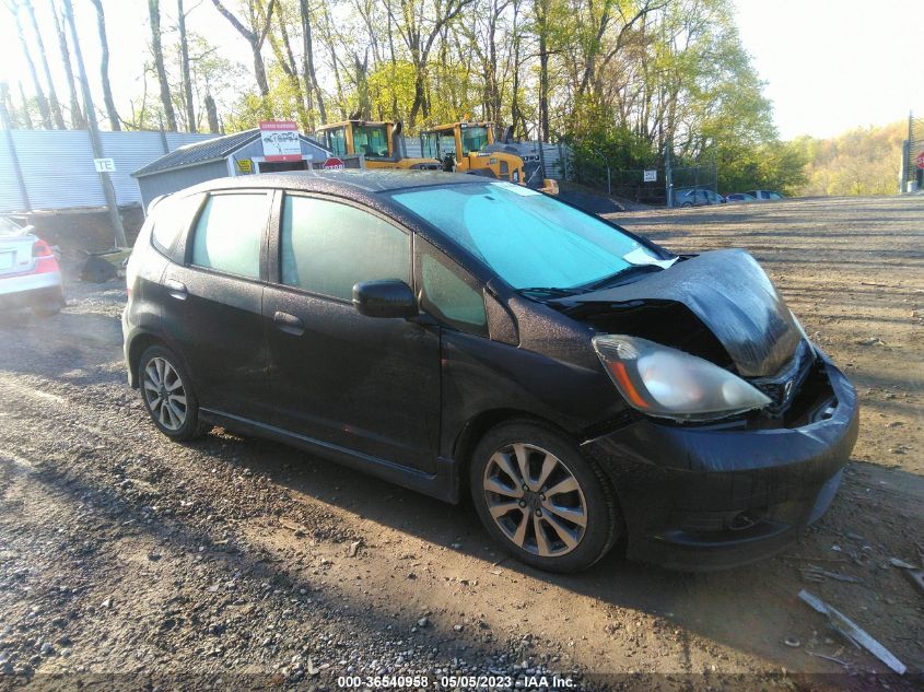 2013 HONDA FIT SPORT - JHMGE8H56DC030525