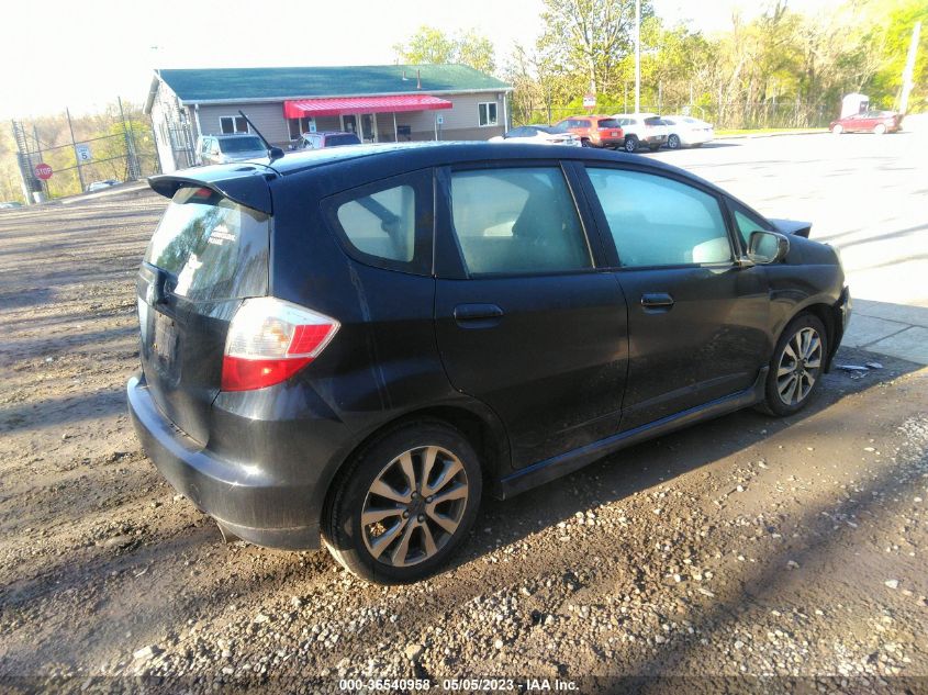 2013 HONDA FIT SPORT - JHMGE8H56DC030525