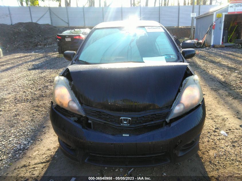 2013 HONDA FIT SPORT - JHMGE8H56DC030525