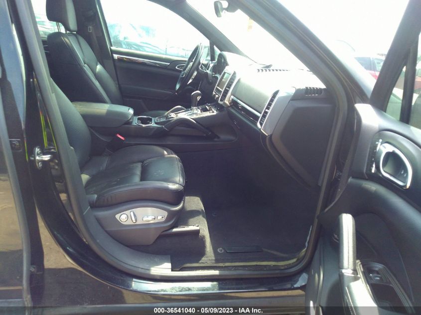2015 PORSCHE CAYENNE S - WP1AB2A24FLA57625