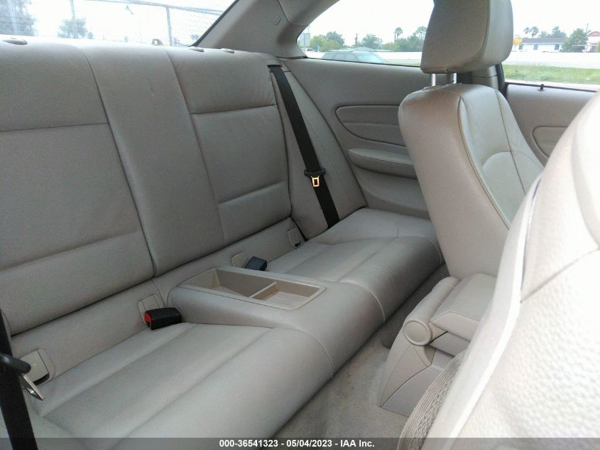 2013 BMW 1 SERIES 128I WBAUP7C56DVP25606
