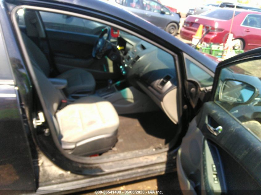 2016 KIA FORTE LX - KNAFK4A64G5457371