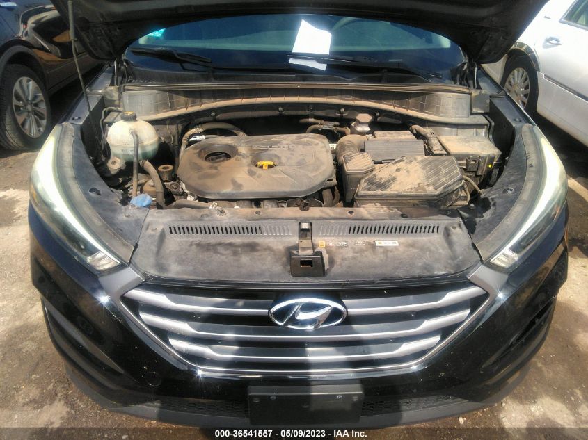2017 HYUNDAI TUCSON SE - KM8J23A43HU328496