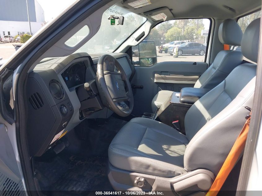 2013 FORD SUPER DUTY F-250 SRW XL/XLT - 1FTBF2A65DEB81918