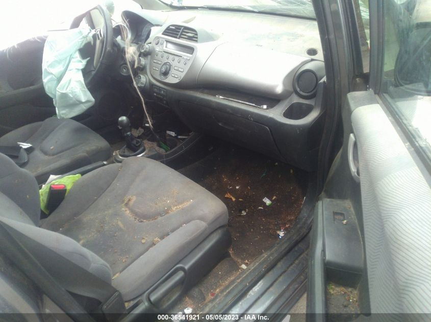 2013 HONDA FIT - JHMGE8G35DC029558