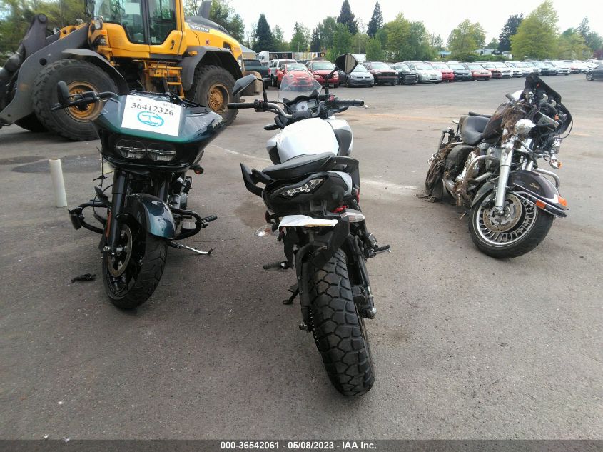 2013 KAWASAKI LE650 C - JKALEEC18DDA10545