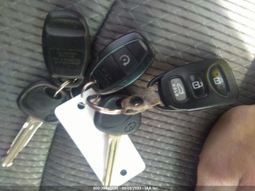 2013 HYUNDAI ELANTRA COUPE GS - KMHDH6AE1DU007122