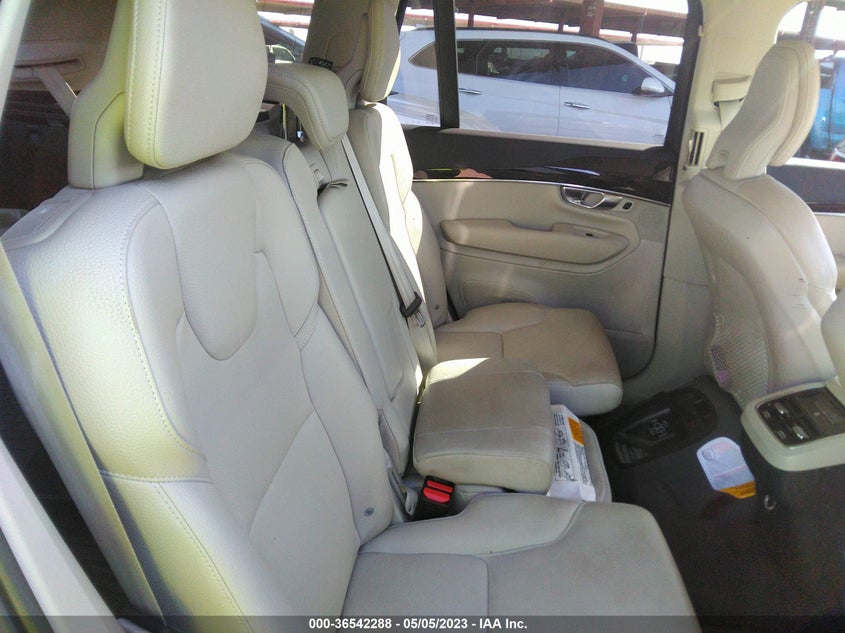 VIN YV4102CKXK1503106 2019 VOLVO XC90 MOMENTUM