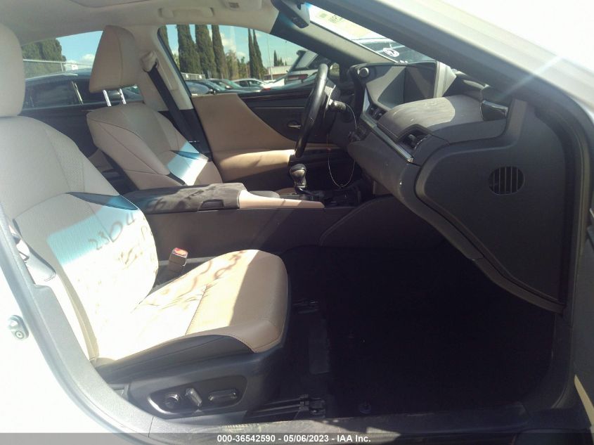 2019 LEXUS ES ES 300H - JTHB21B14K2025178