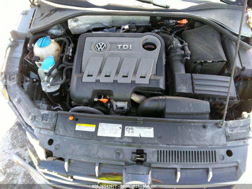 2013 VOLKSWAGEN PASSAT TDI SE W/SUNROOF - 1VWBN7A39DC069055