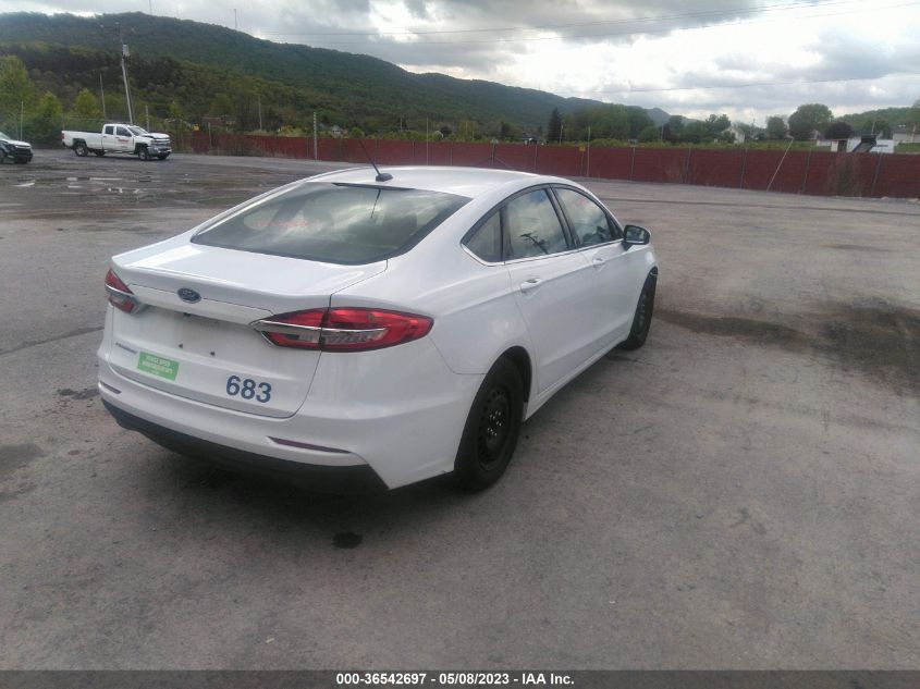 2019 FORD FUSION S - 3FA6P0G74KR147259