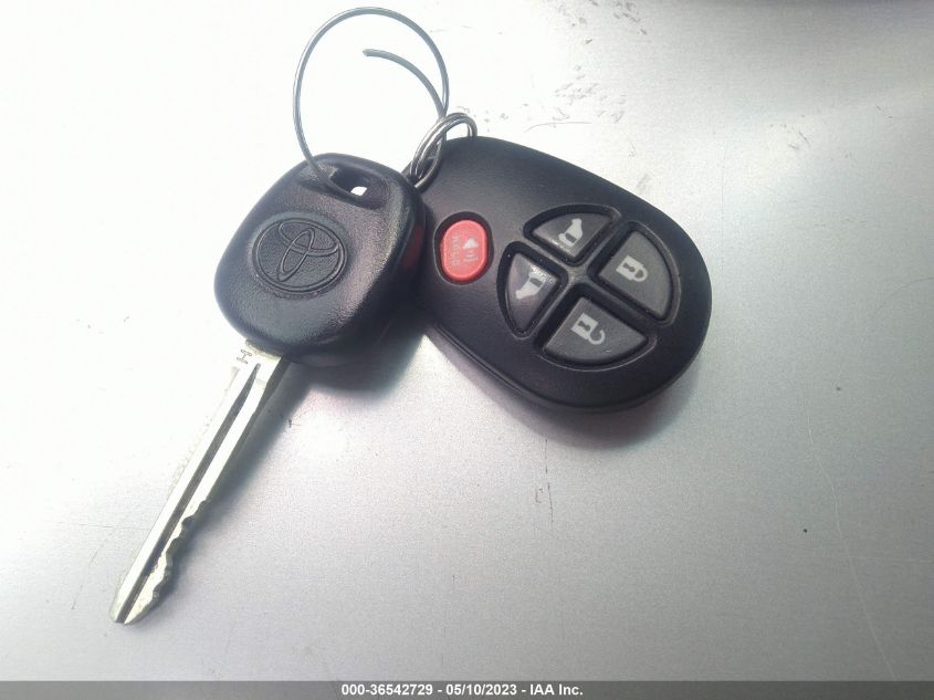 2017 TOYOTA SIENNA LE - 5TDKZ3DC5HS885096