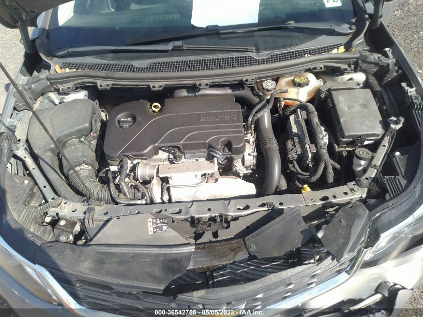 2018 CHEVROLET CRUZE LT - 1G1BE5SM7J7228571
