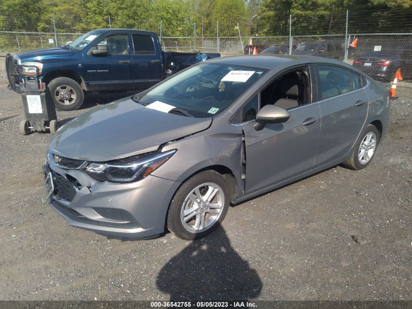 2018 CHEVROLET CRUZE LT - 1G1BE5SM7J7228571