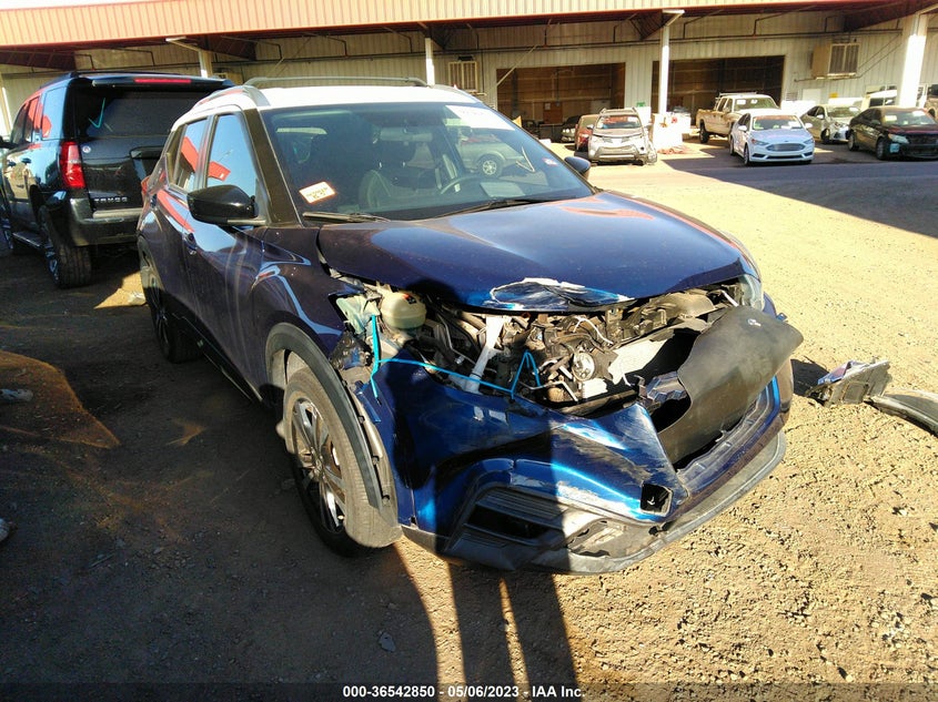 VIN 3N1CP5CU7KL564421 2019 NISSAN KICKS SV