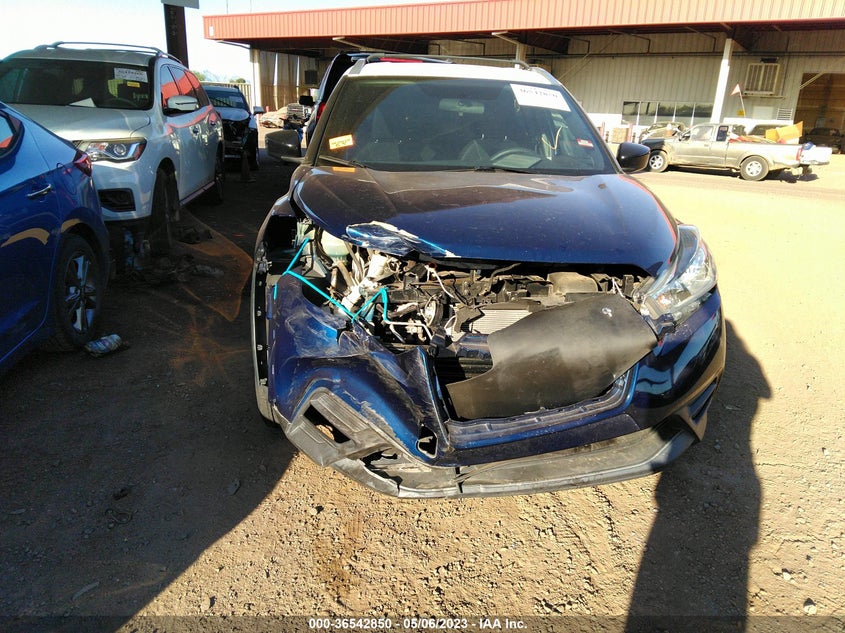VIN 3N1CP5CU7KL564421 2019 NISSAN KICKS SV