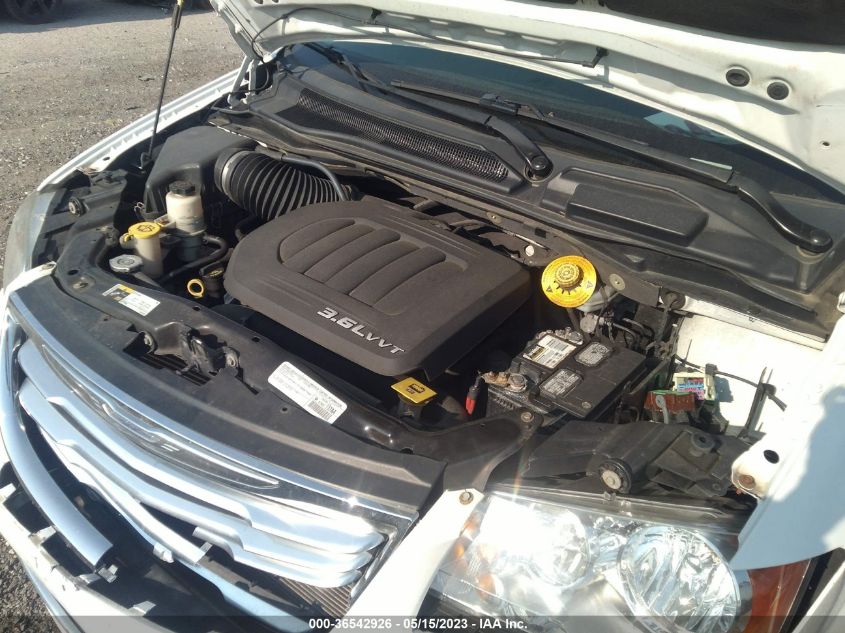 2015 CHRYSLER TOWN & COUNTRY TOURING - 2C4RC1BG0FR588009