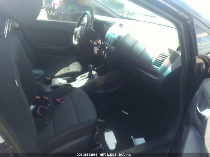 2016 KIA FORTE LX - KNAFX4A6XG5526579