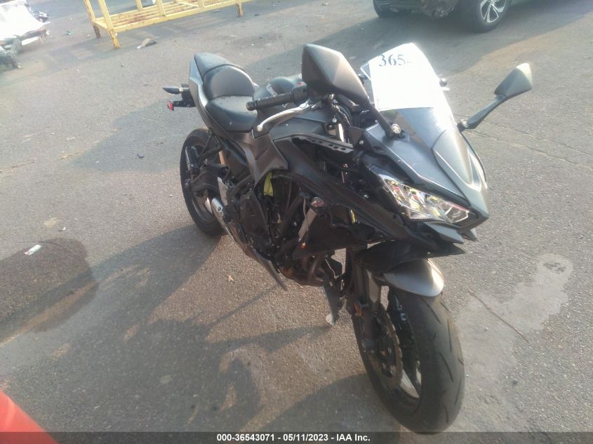 2022 KAWASAKI EX650 N - ML5EXEN15NDA72955