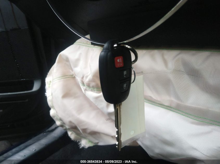 2018 TOYOTA RAV4 LE - JTMBFREV2JJ182165