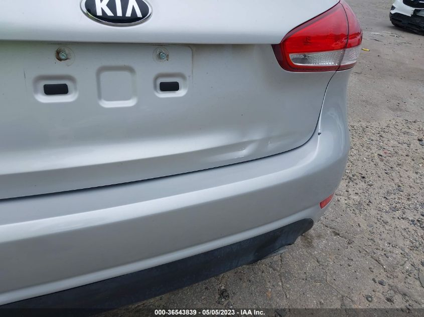 2017 KIA FORTE5 LX - KNAFK5A85H5712005