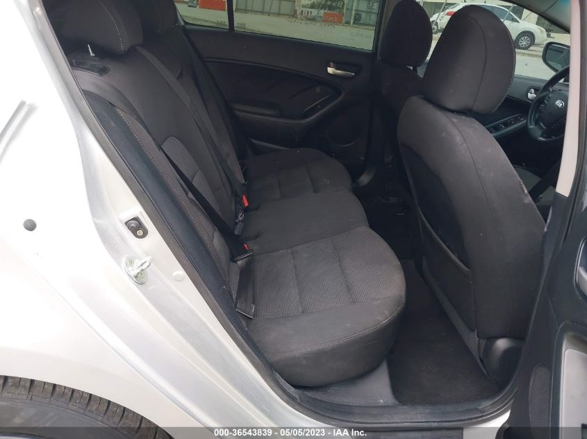 2017 KIA FORTE5 LX - KNAFK5A85H5712005
