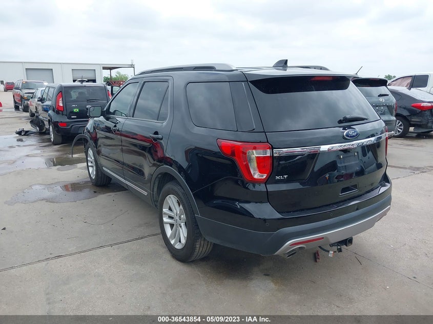 VIN 1FM5K7D85HGD02455 2017 FORD EXPLORER XLT