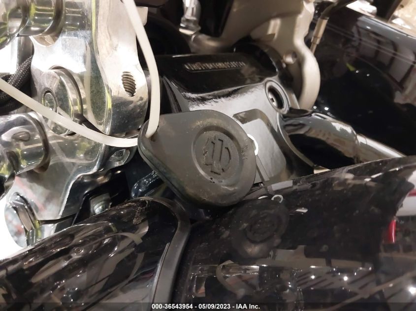 2021 HARLEY-DAVIDSON FLHCS - 1HD1YBK15MB038914