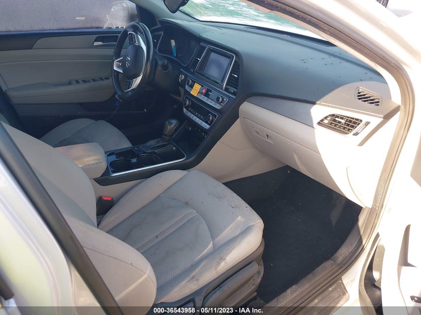 VIN 5NPE34AF5KH752323 2019 HYUNDAI SONATA SEL