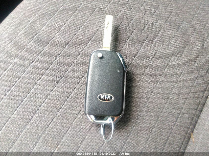 2021 KIA SELTOS S - KNDEUCAA1M7221736