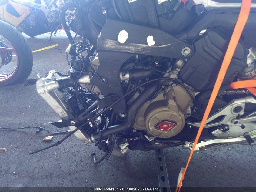 2021 DUCATI PANIGALE V4/V4S/V4S SPECIALE - ZDMDAGNW3MB015319