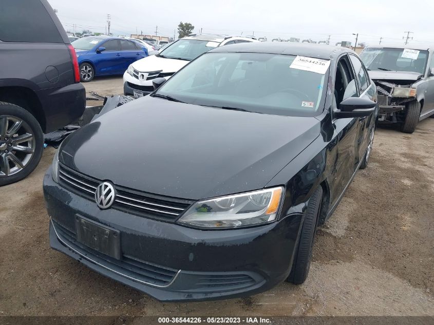 2013 VOLKSWAGEN JETTA SEDAN SE - 3VWDP7AJ1DM294134