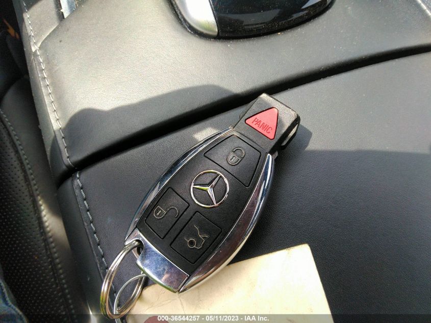 2017 MERCEDES-BENZ S-CLASS S 550 - WDDUG8FB3HA330280