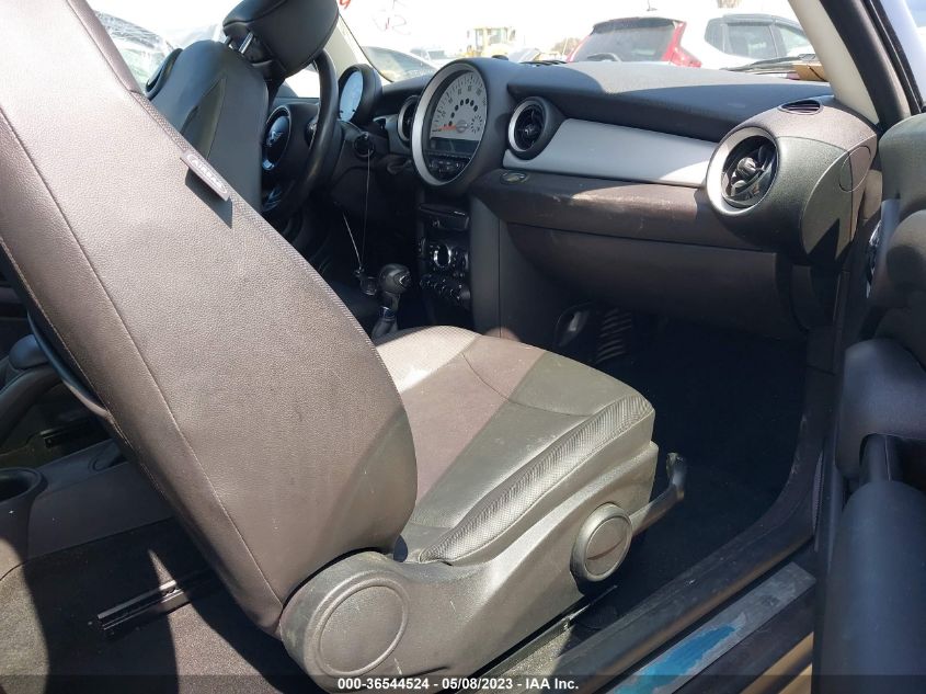 2013 MINI COOPER HARDTOP - WMWSU3C58DT677739