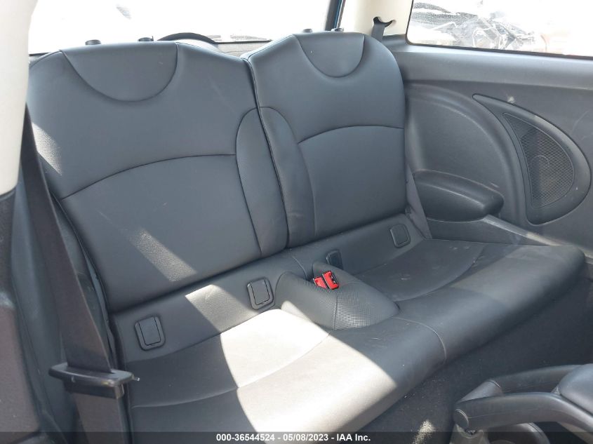 2013 MINI COOPER HARDTOP - WMWSU3C58DT677739