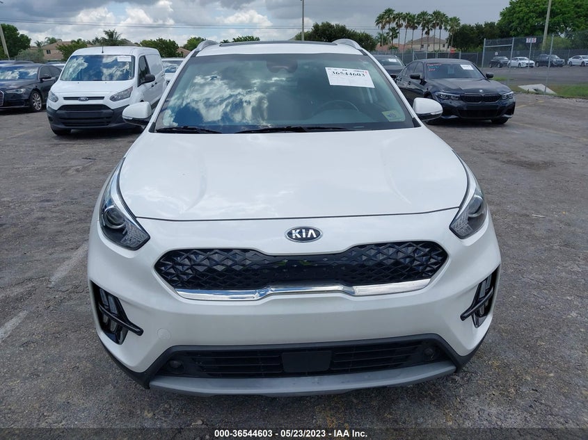 VIN KNDCC3LC6L5420199 2020 KIA NIRO TOURING